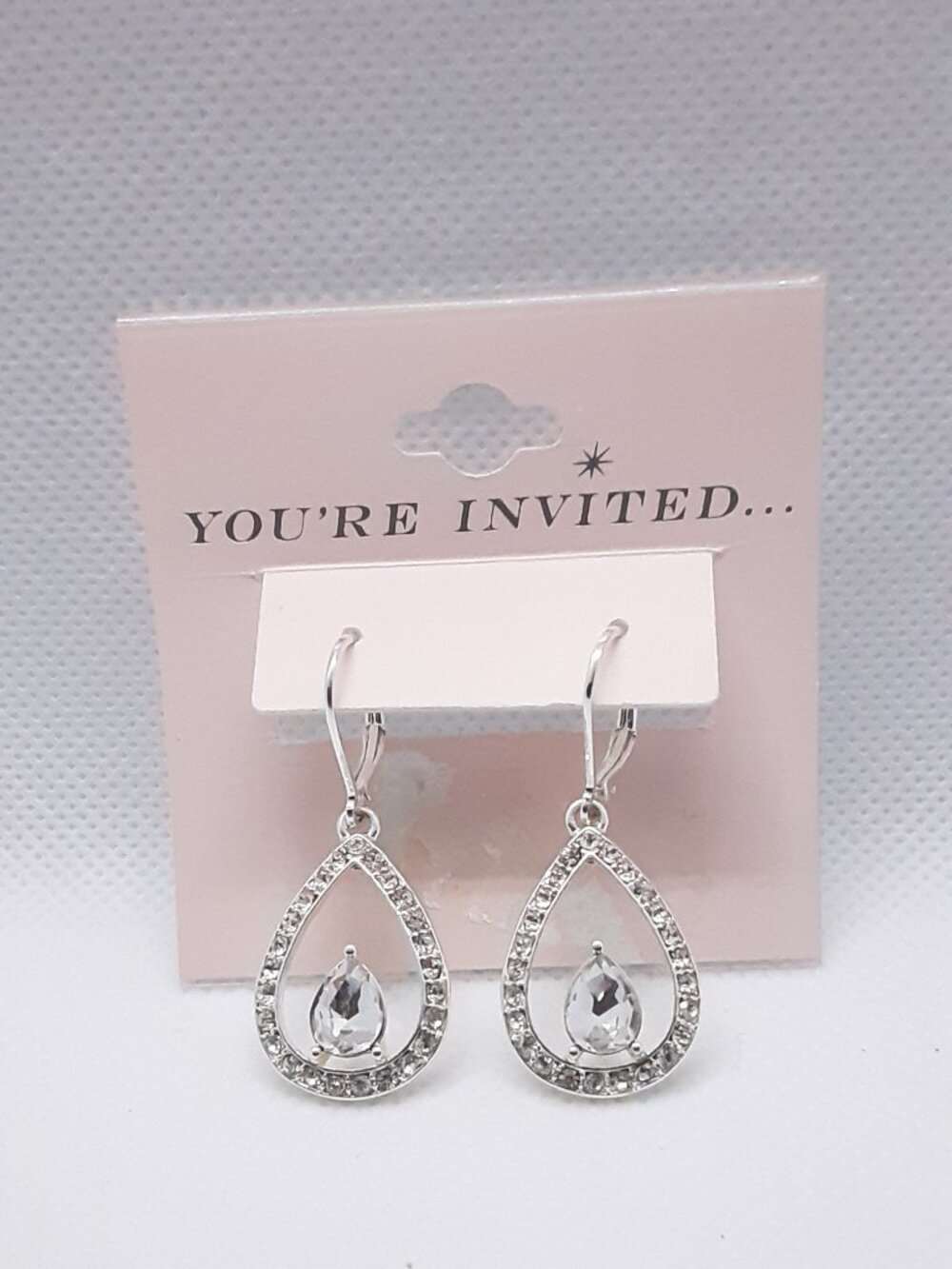 NEW lever back tear drop CZ earrings - Picture 7 of 7